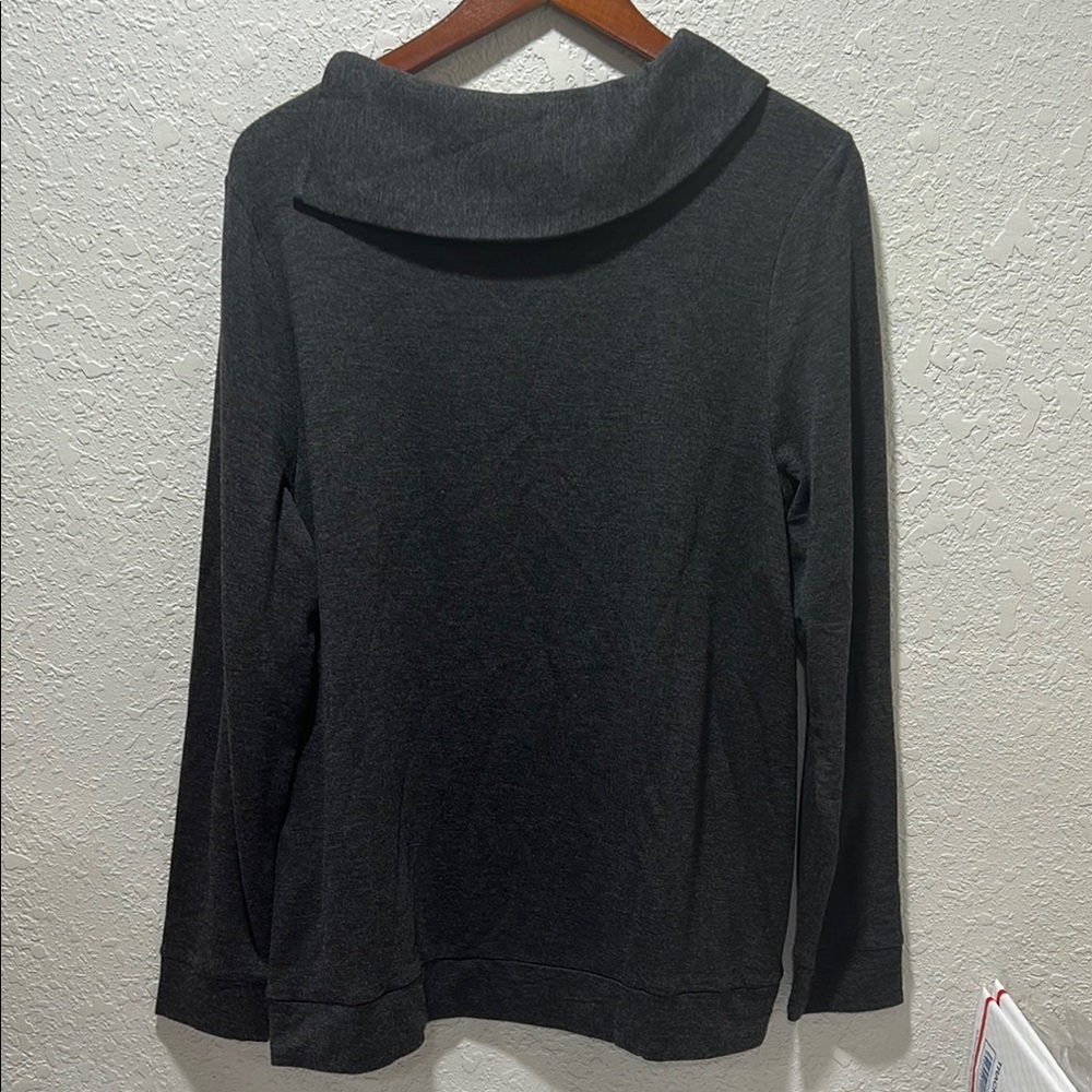 Chico's Black Long Sleeve Top with Studded Collar size 2 GUC - Picture 7 of 10